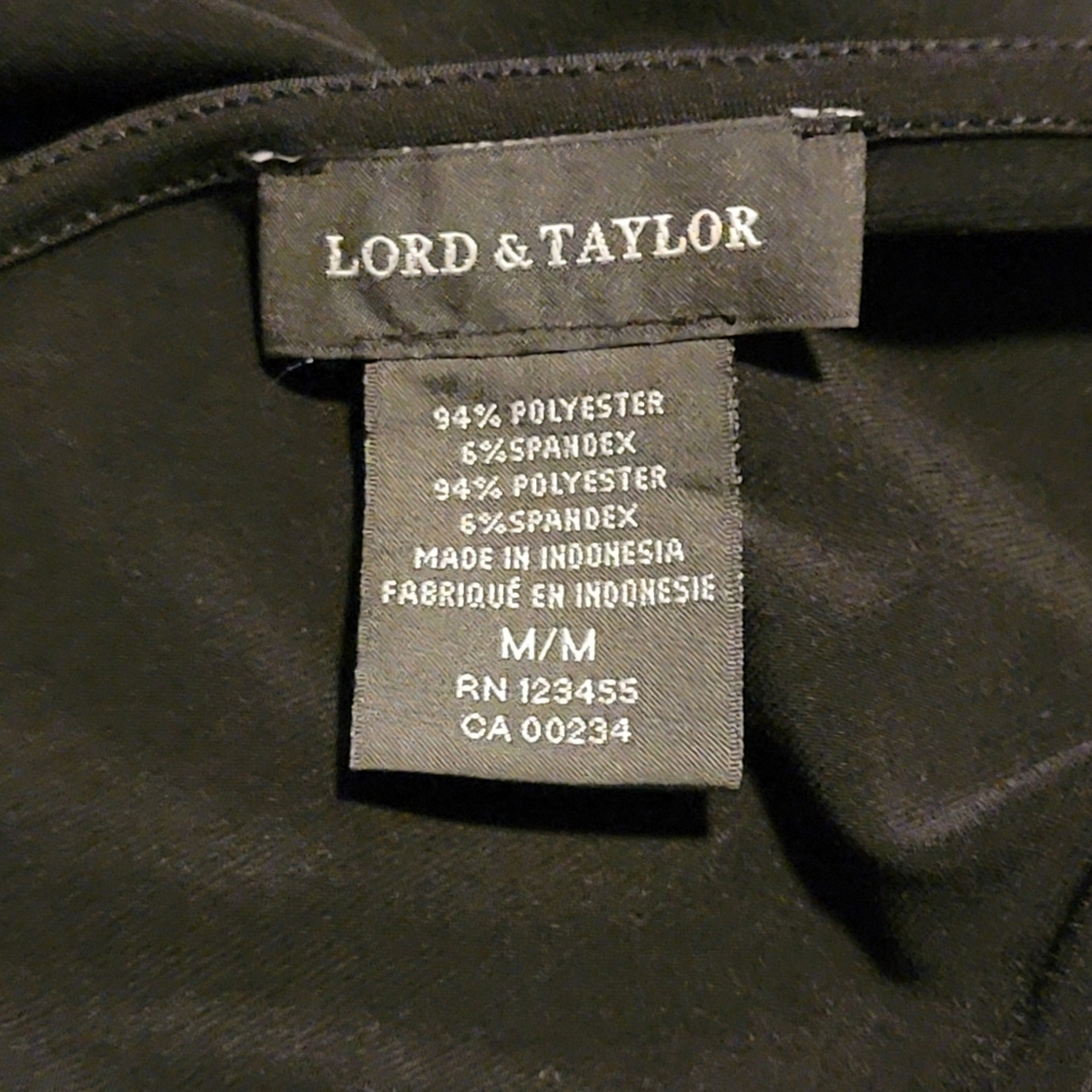 Lord & Taylor Little Black Dress With Front Knot V Neckline Medium NWOT - Picture 5 of 5